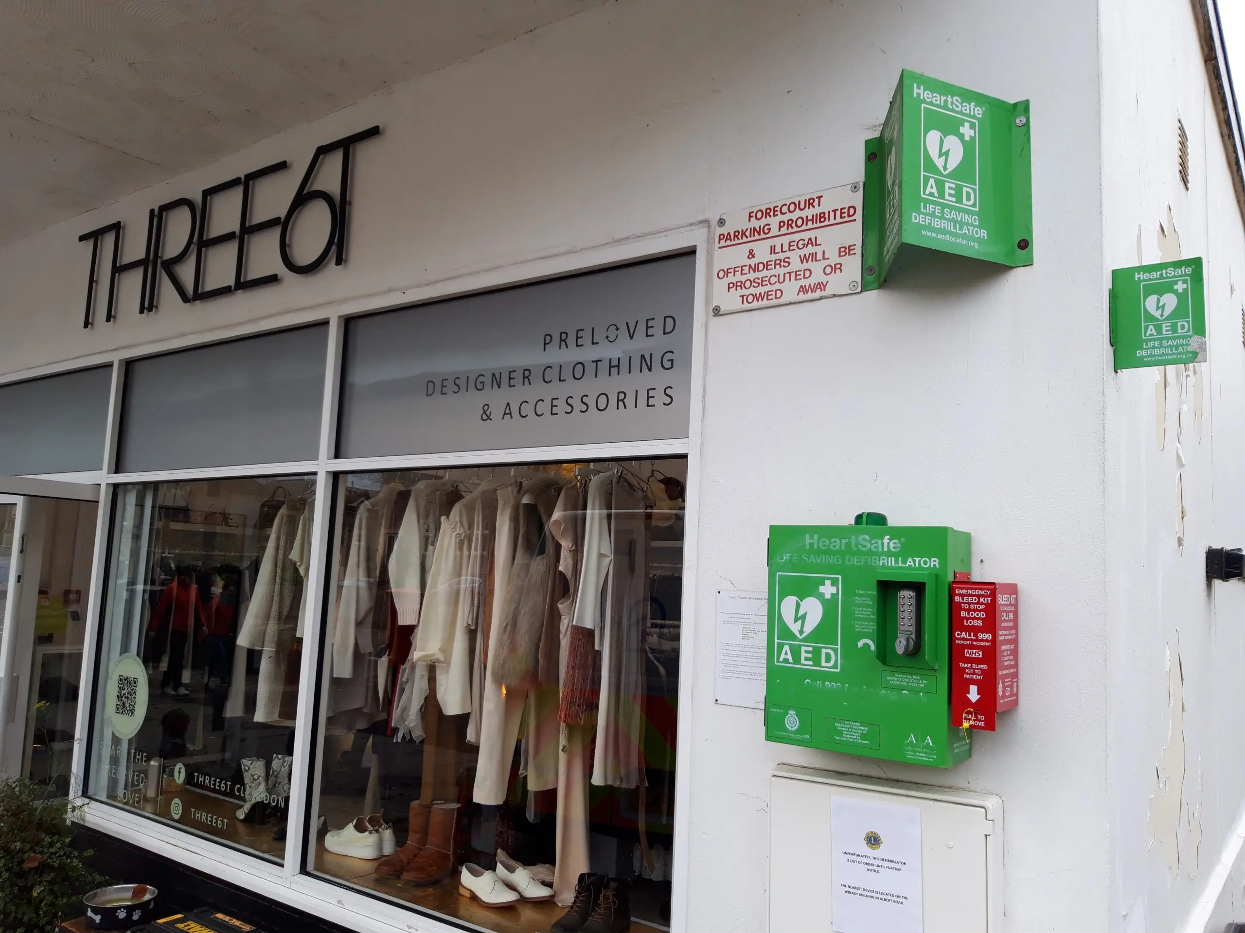 Three6T clothes shop