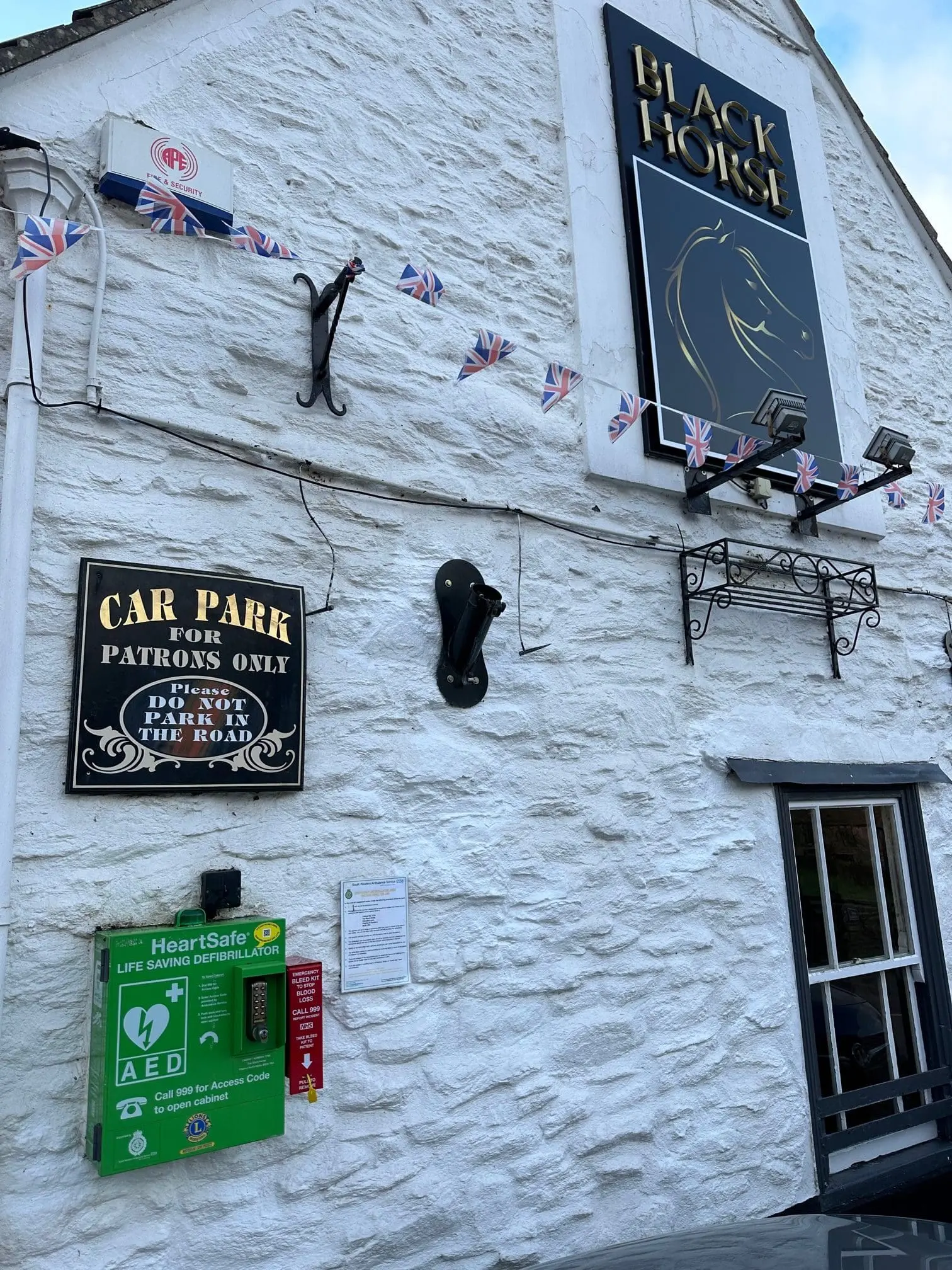 The Black Horse Pub