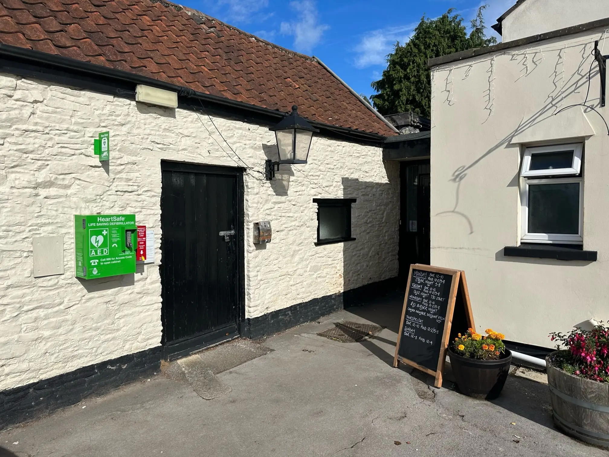 The Globe Inn