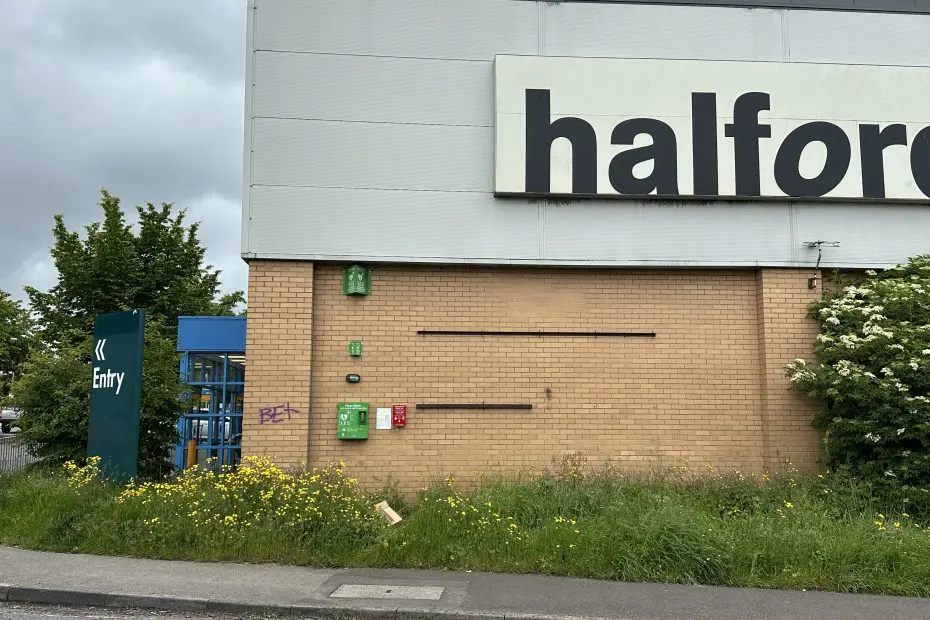 Halfords