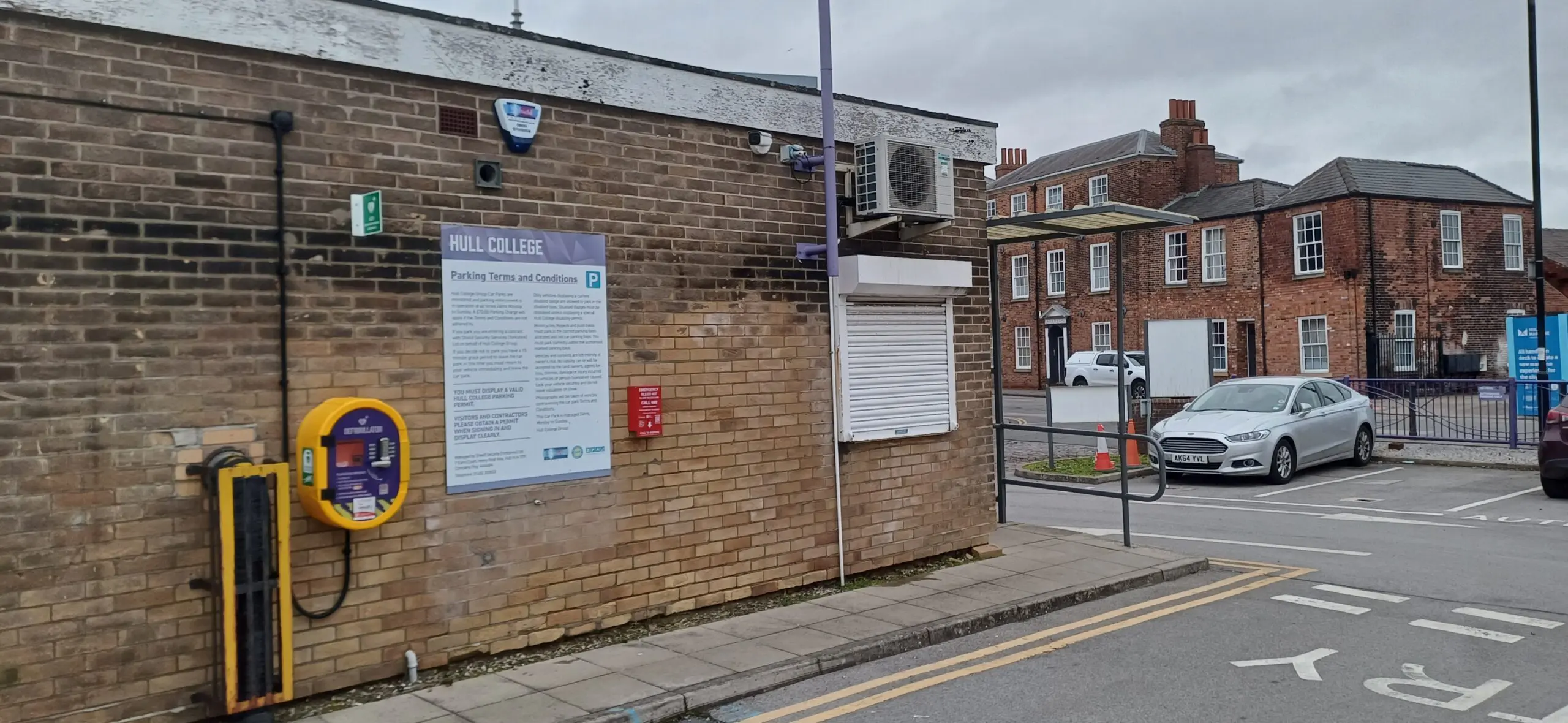 Hull College - Security Hut