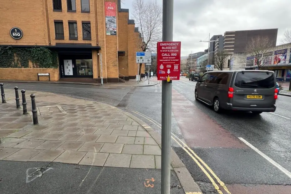 Lamppost outside Hampton by Hilton Hotel