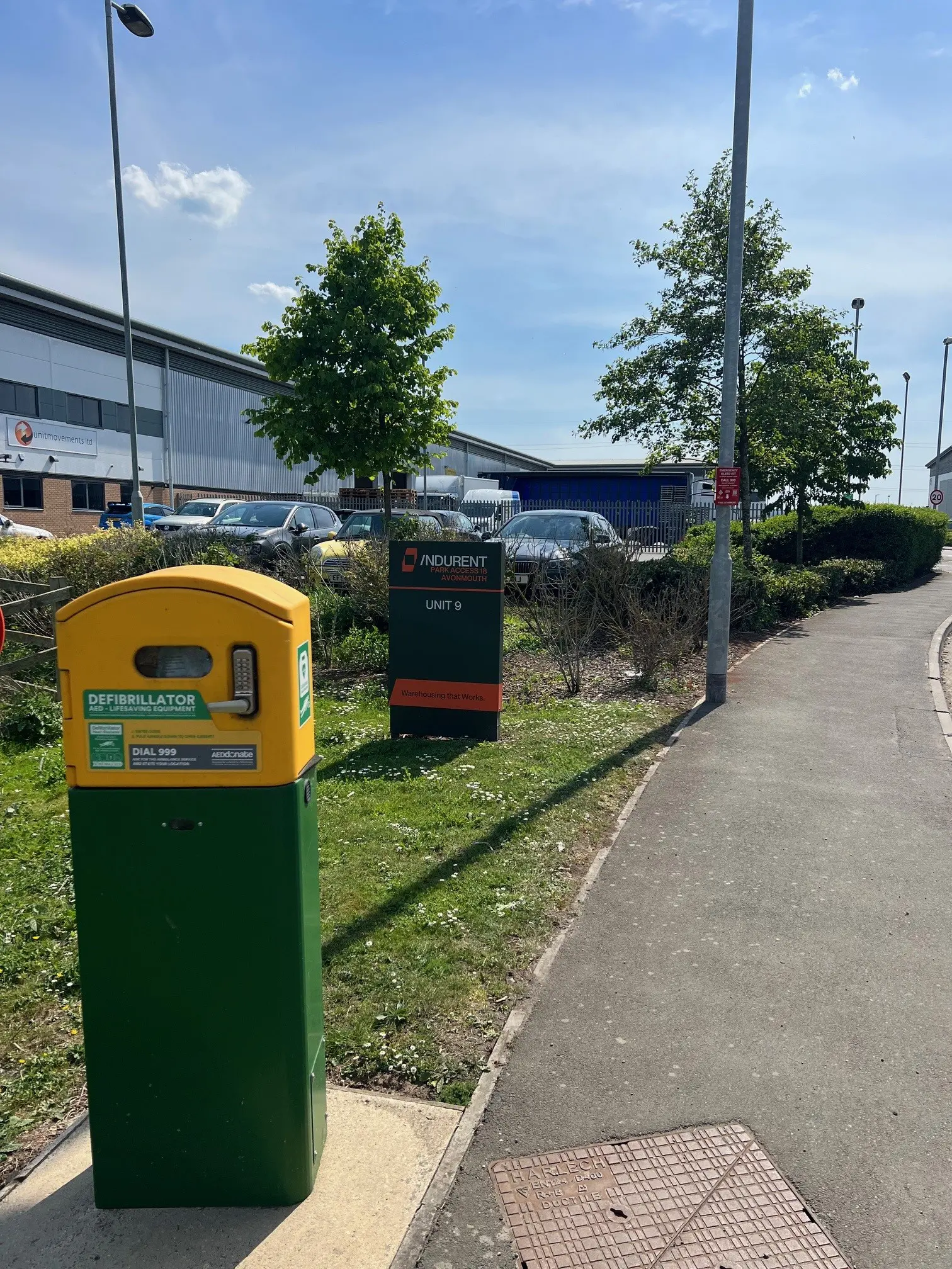 Lamppost on Boundary Road behind defibrillator / opposite entrance to EVRY warehouse