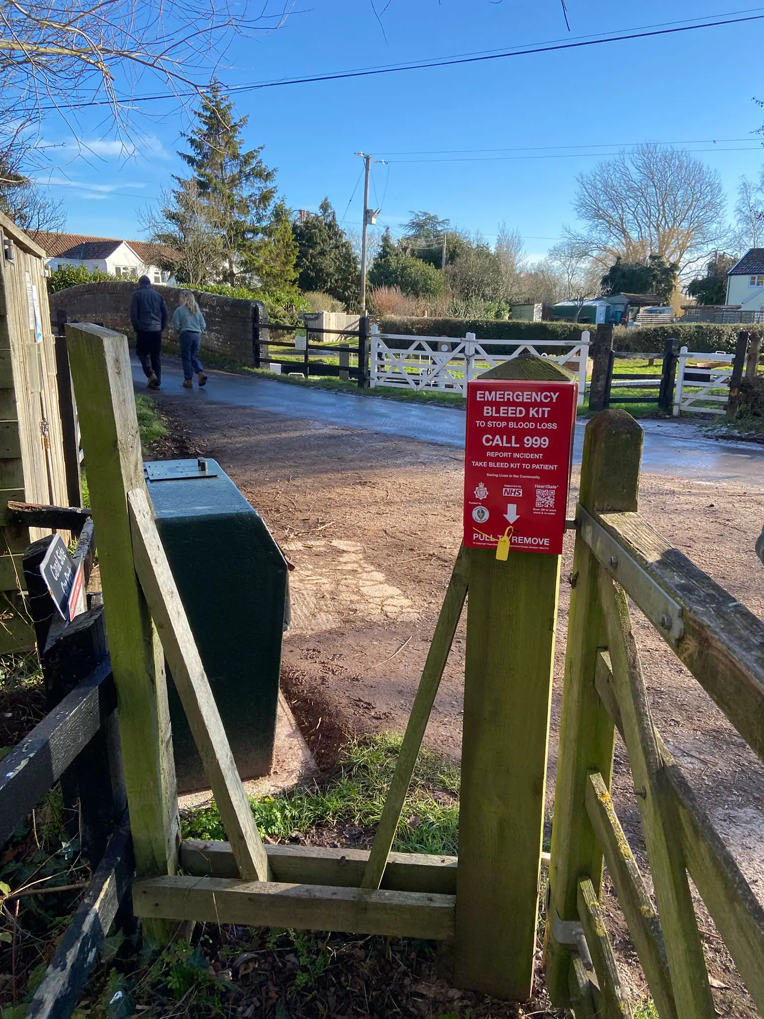 Maunsel Lock Canal Side Car Park