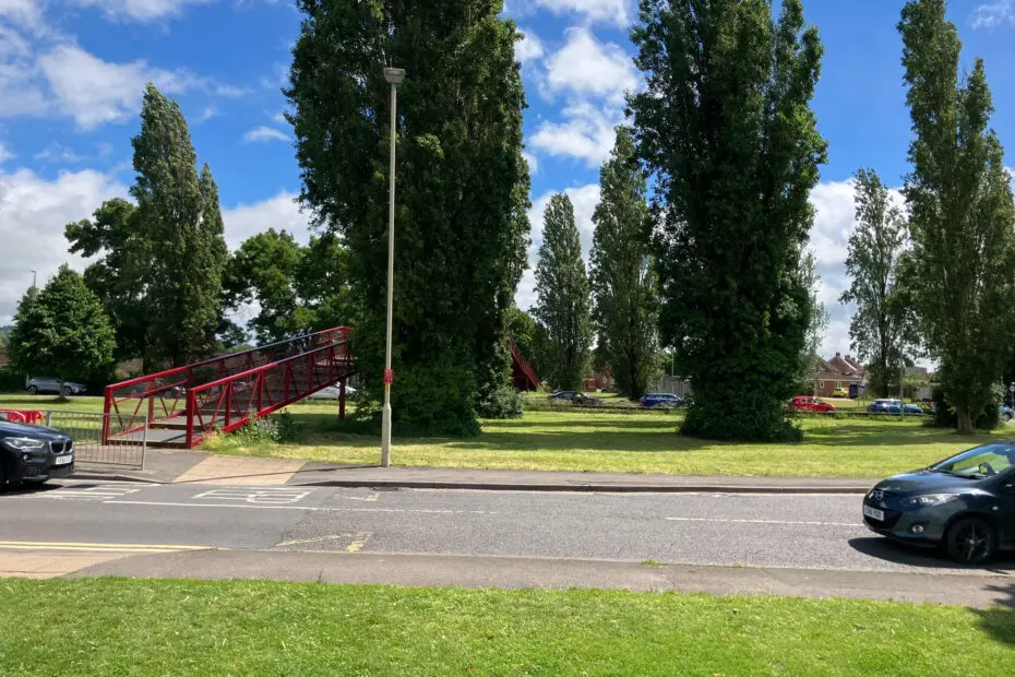 Cole Avenue Red Bridge