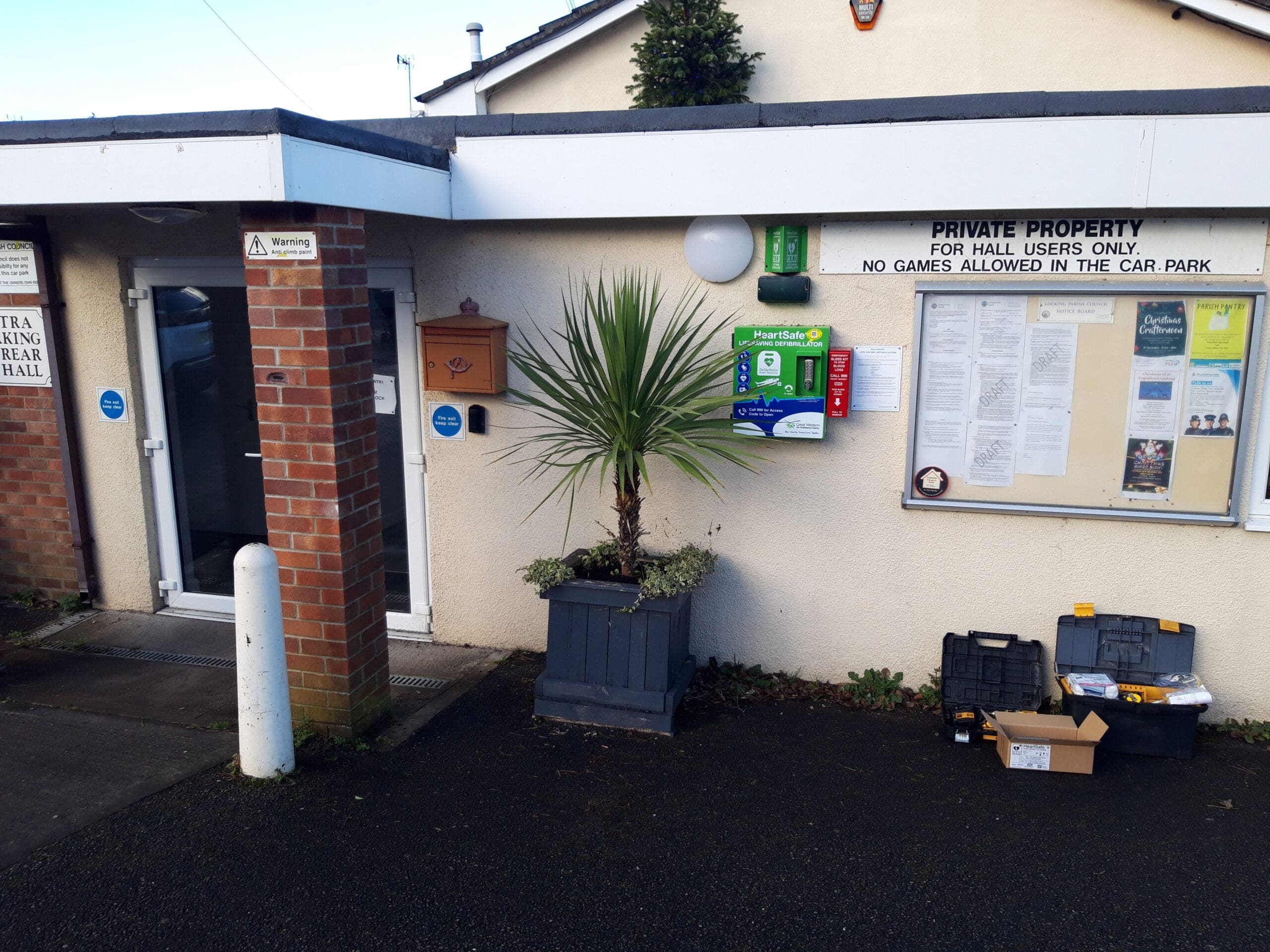 Locking Parish Hall HeartSafe® AED Locator
