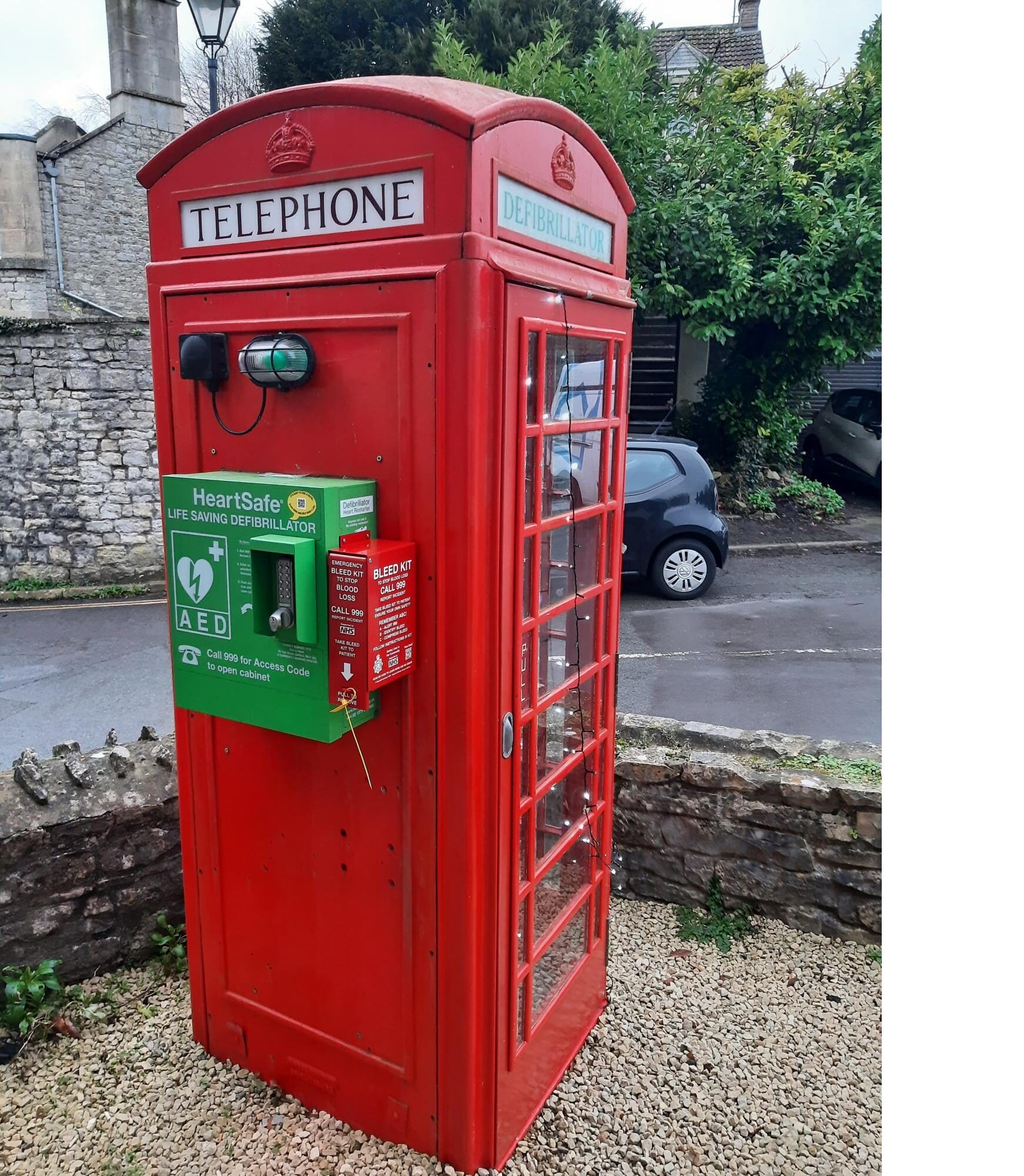 Red phone box outside the Bird in Hand public house | HeartSafe® AED ...