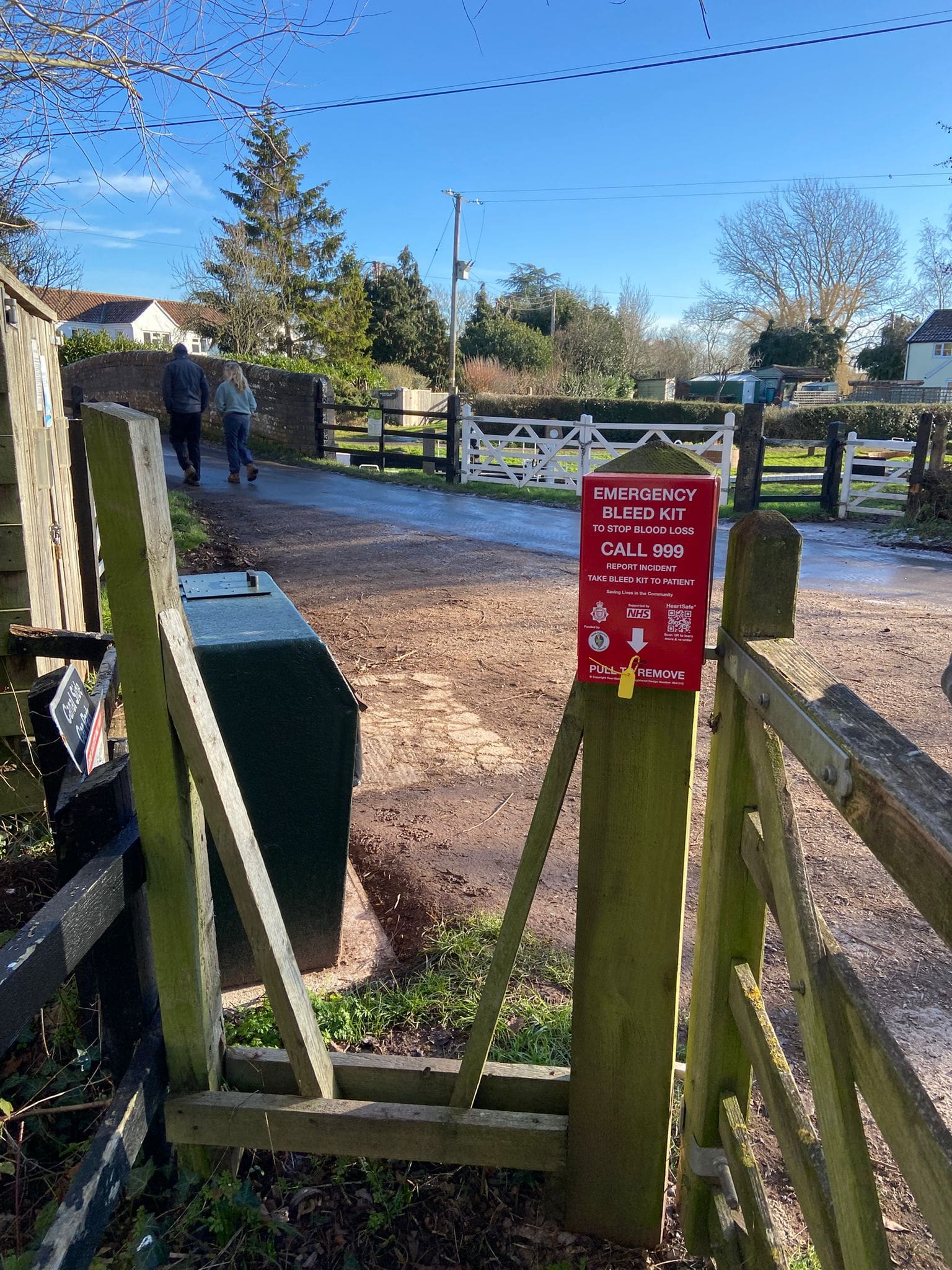 Maunsel Lock Canal Side Car Park