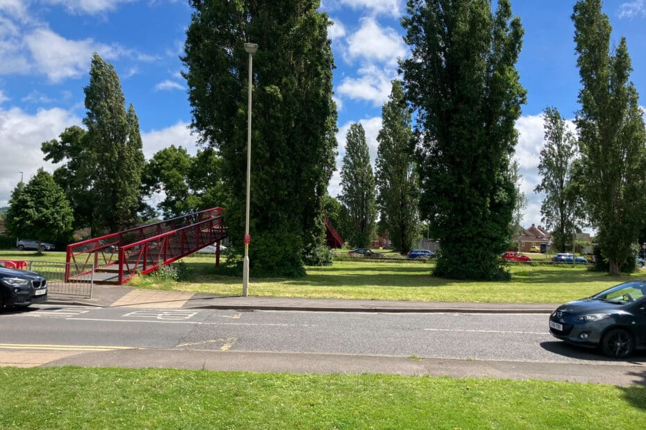 Cole Avenue Red Bridge