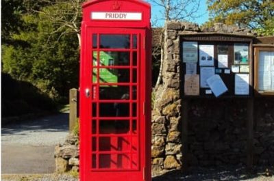 Defibrillator inside a telephone box Defibrillator inside a telephone box